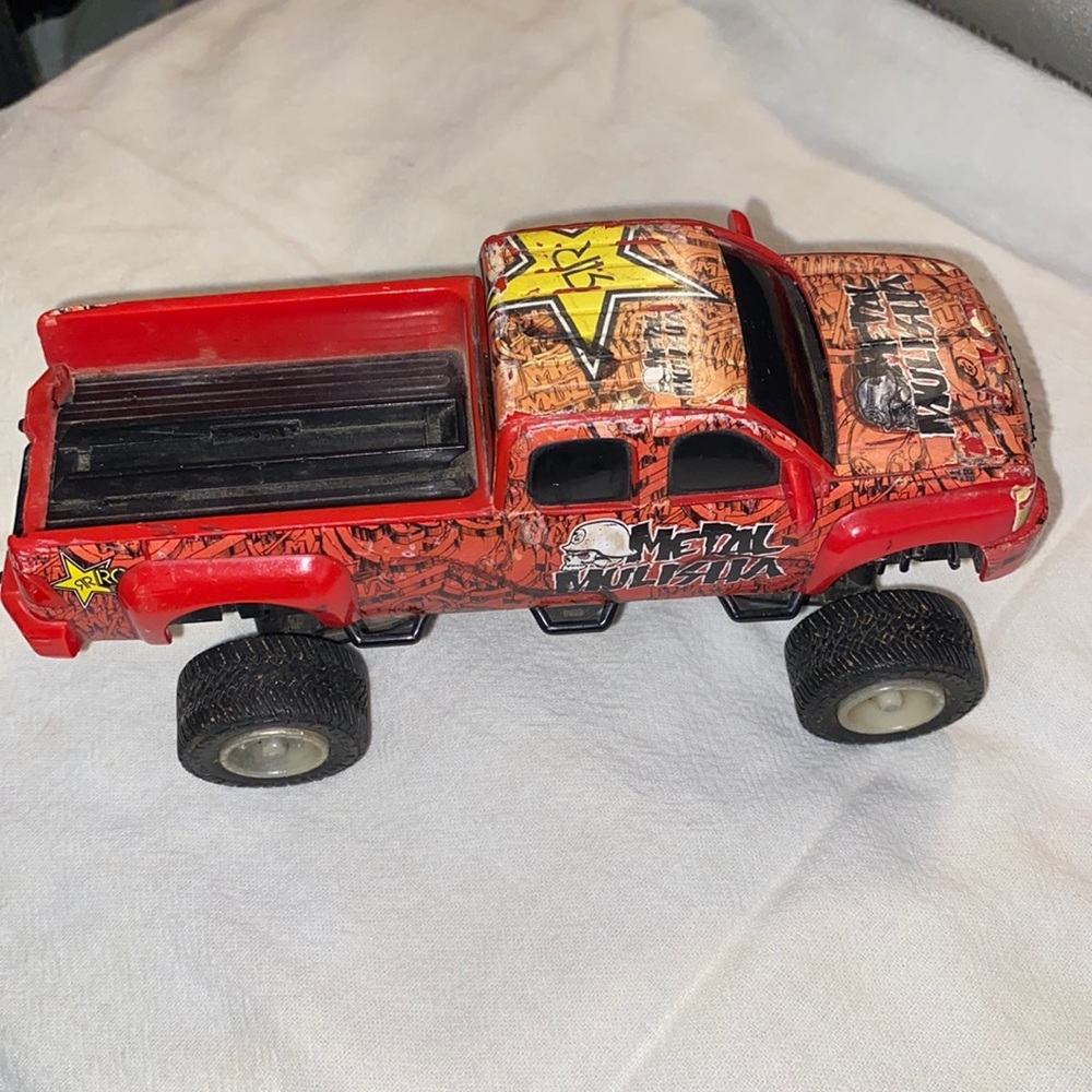 Rock Republic Metal Mulisha car toy